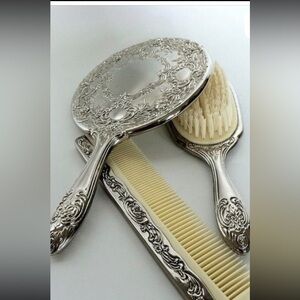 Elegant Silver Plated Vanity Set